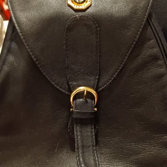 Attilio Giusti Leombruni Italian leather backpack main image 4